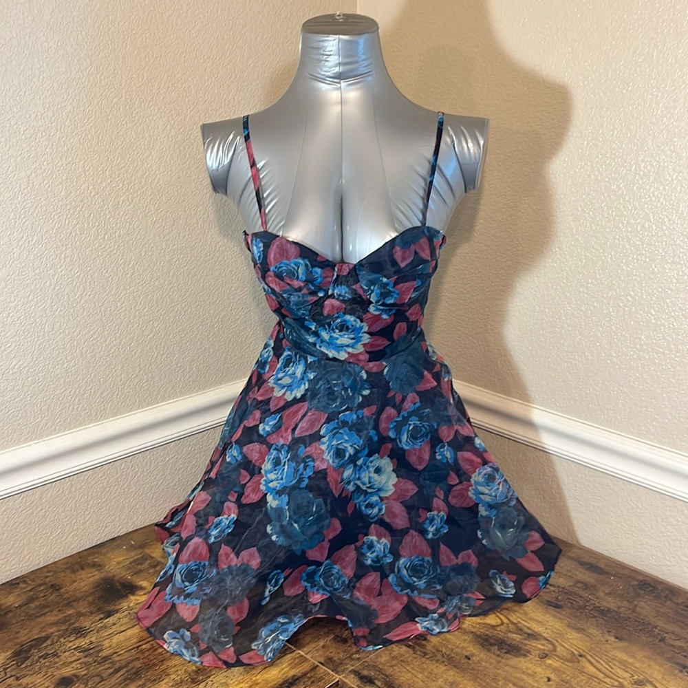 LULU’S BLUE AND BURGUNDY FLORAL MINI DRESS SIZE XS NEW WITH TAGS
